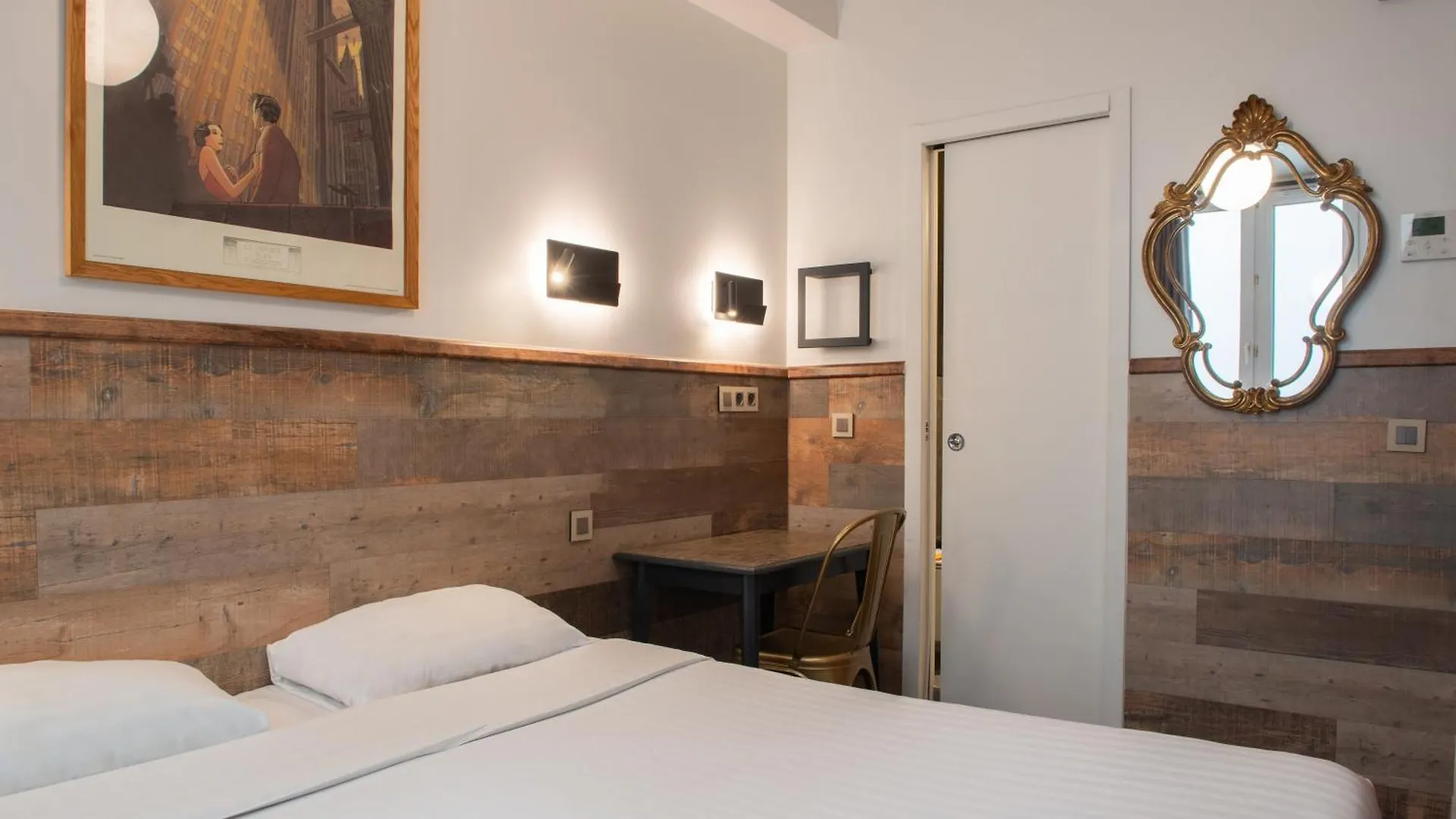 De Roubaix Otel Paris
